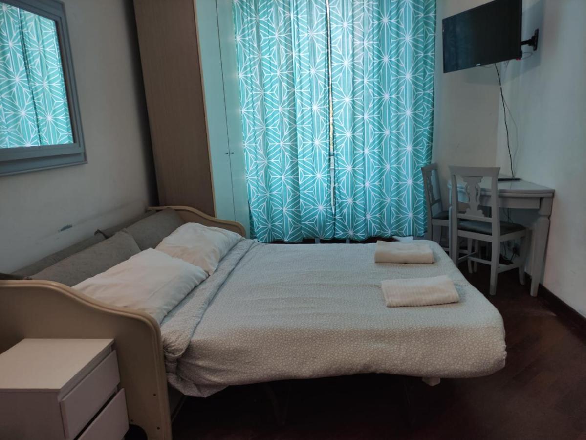 Happy Rome Hostel Buitenkant foto